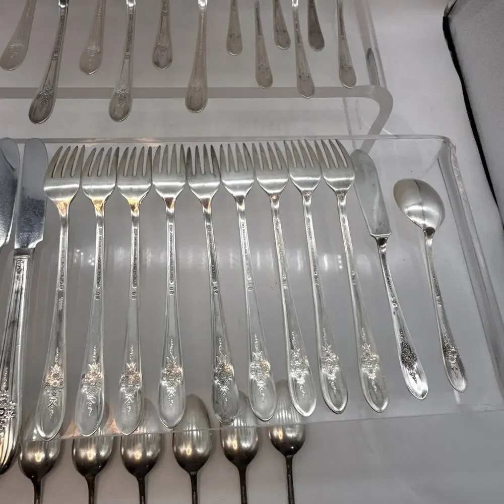 40-Piece Vintage Wm. Rogers Mfg. Co. Triumph Pattern Silverplate Flatware Set